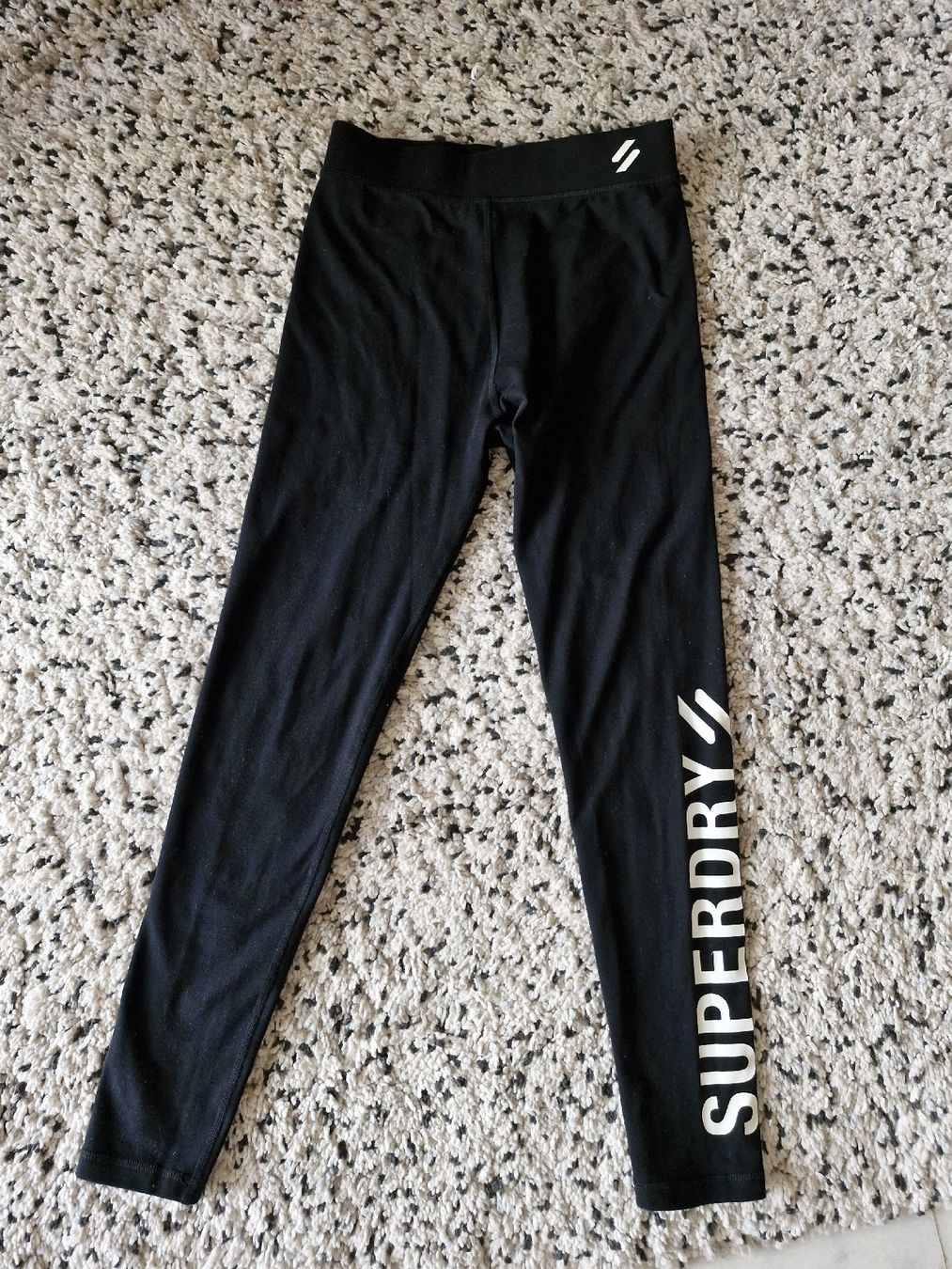 Leggings: Superdry Leggings Gr. M neuwertig – Neu (gemäss Beschreibung) aus Basel von Andrealin