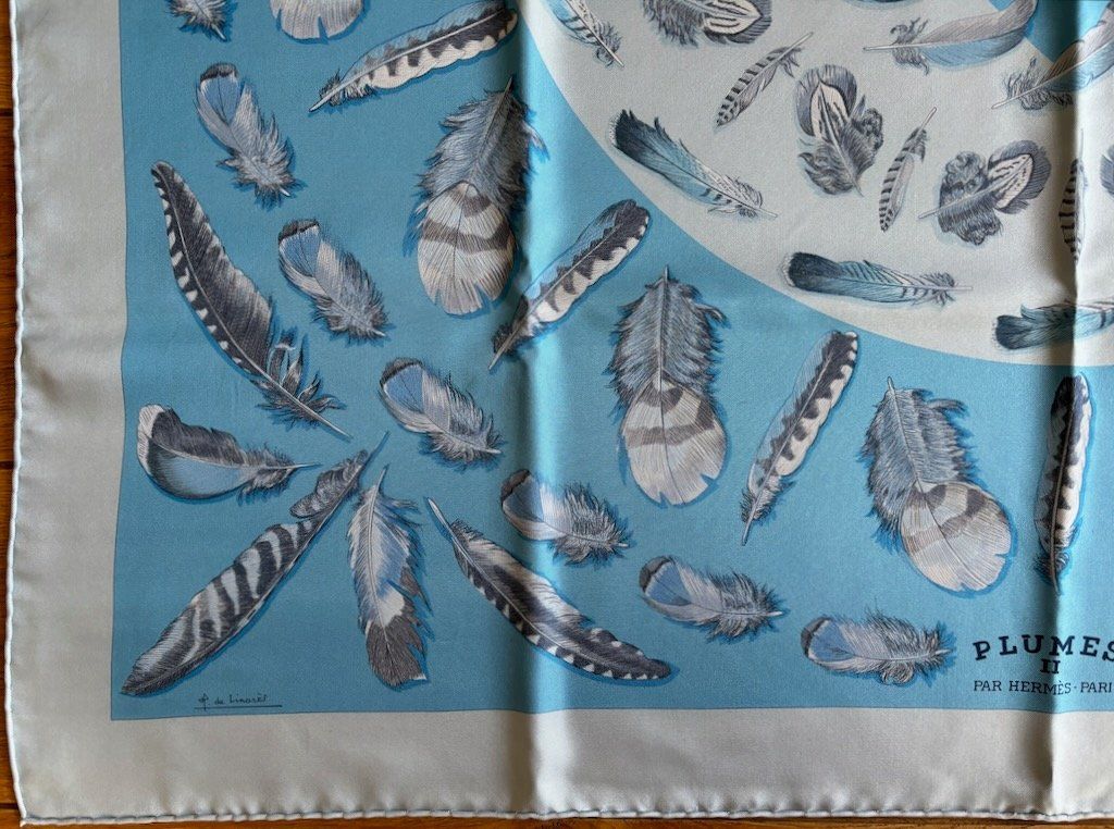 Hermès Foulard & Sciarpe: HERMES Foulard "PLUMES II" – Nuovo (secondo la descrizione) da Zürich venduto da Libraco 3