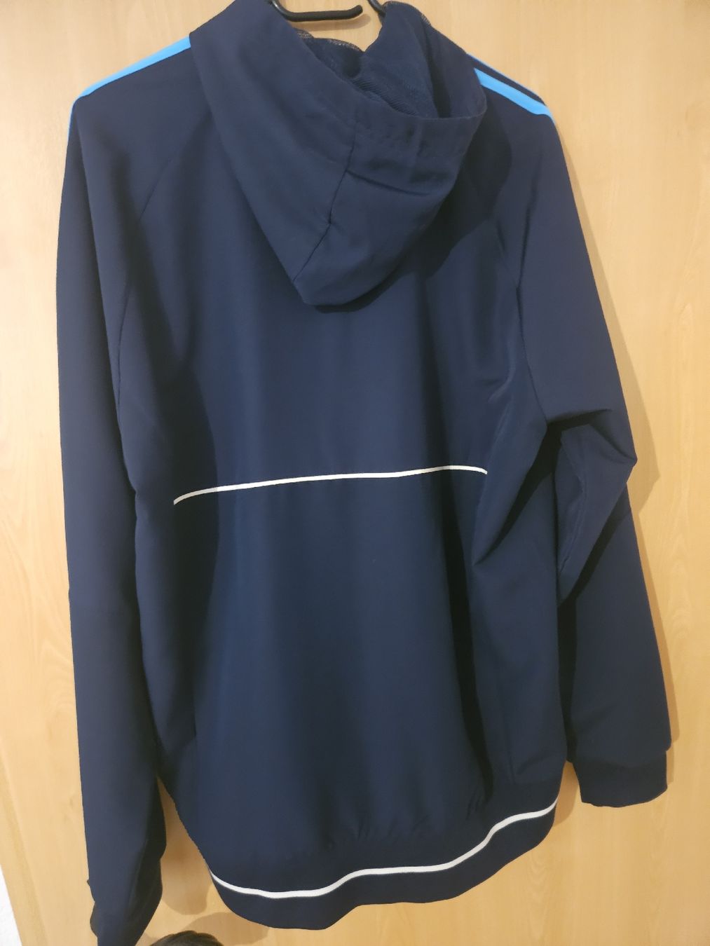 Adidas Giacche: veste olympique de Marseille – Nuovo (secondo la descrizione) da Onnens FR venduto da YNM90 1