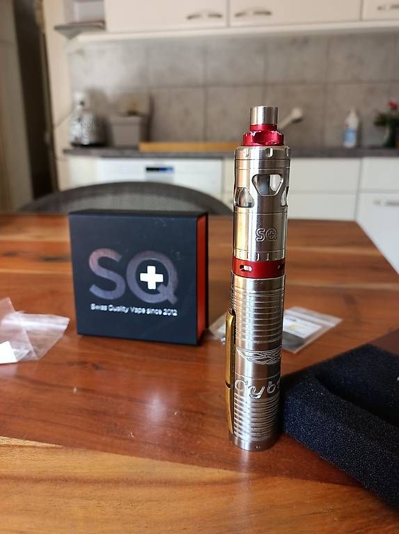 Squape Altri Prodotti per fumatori: StattQualm Squape Emotion  High-End Verdampfer – Usato da Küssnacht am Rigi venduto da Mat_7c82
