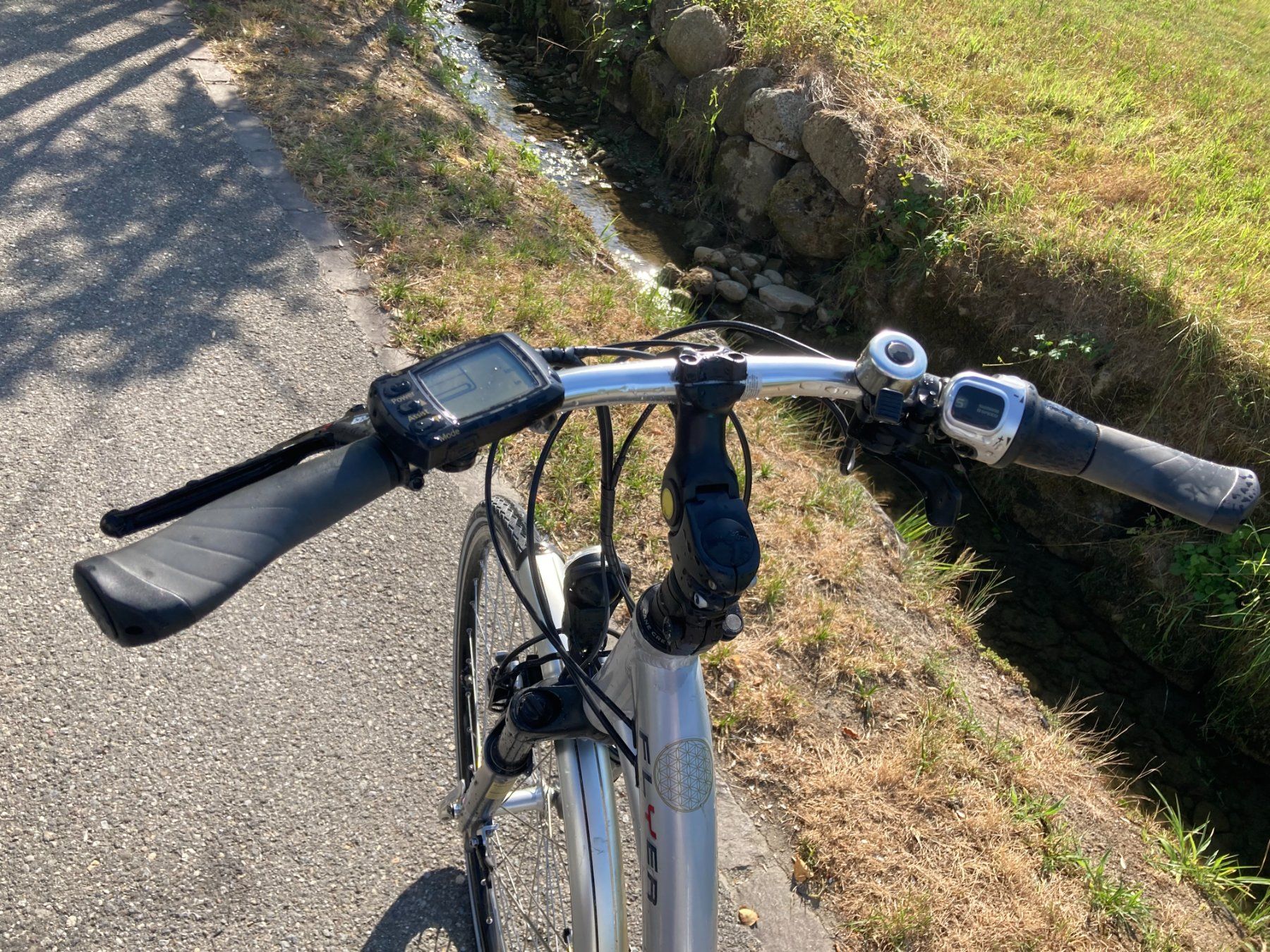 Velos: E-Bike Flyer – Gebraucht aus Schmerikon von Spong 2