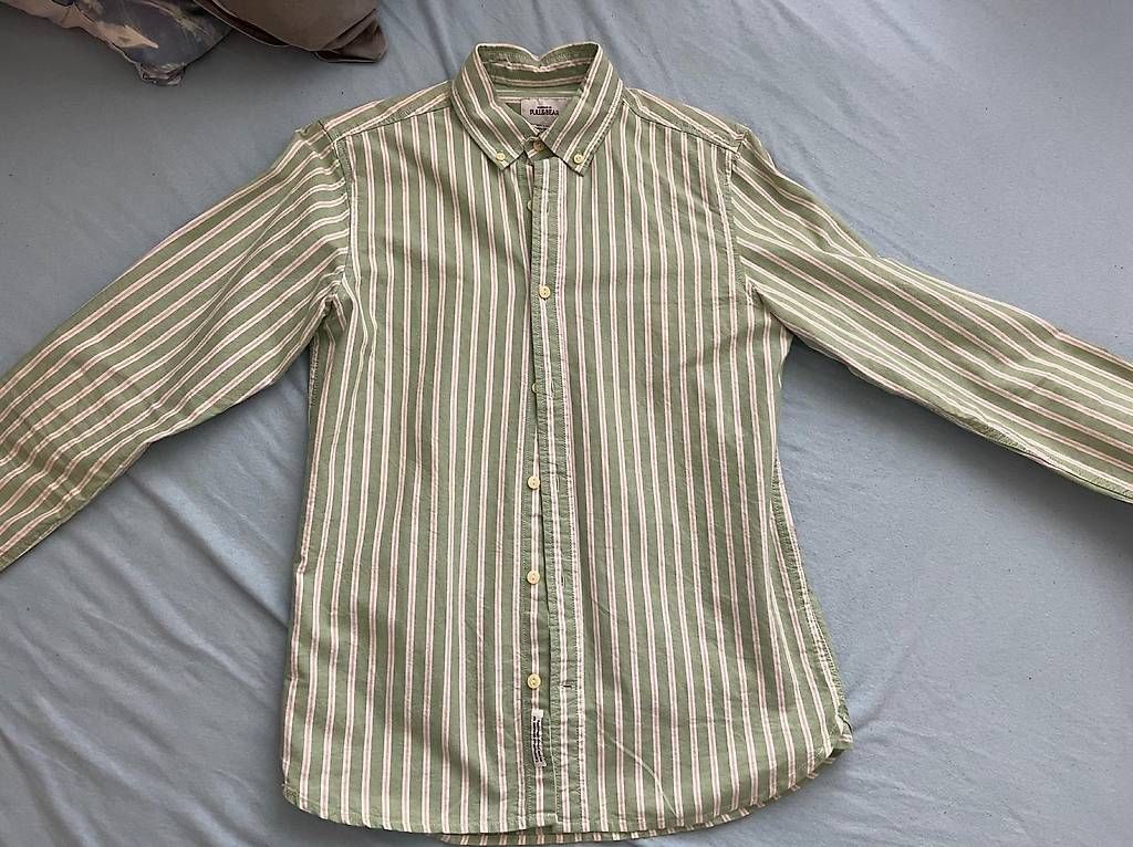 Chemises: Pull&Bear Herrenhemd grün/weiss gestreift Gr. S – Neuf (Voir description) à Oftringen par Kad.Ha