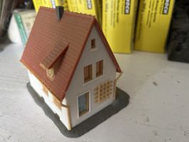 Häusschen für die Modelleisenbahn - Top Zustand