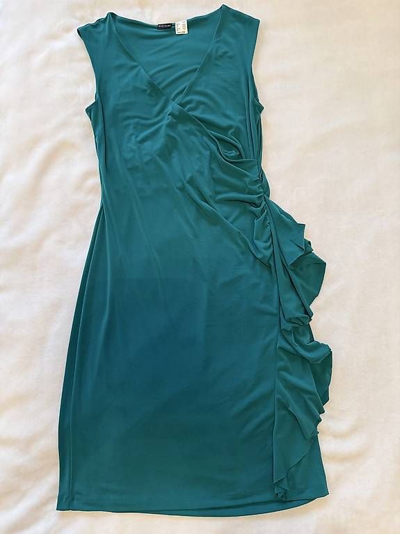Vestiti: Kleid grün "Bodyflirt" 36/38 – Usato da Füllinsdorf venduto da Rivai