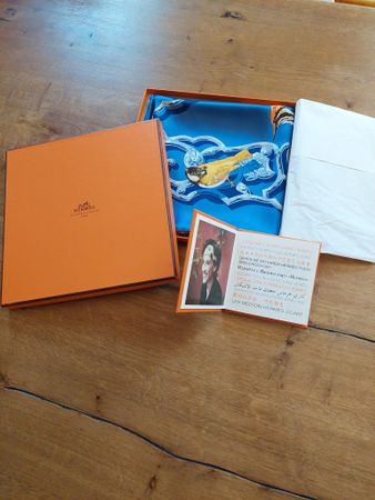 Carré Hermes "Oiseaux d'Inde et de l'Himalaya"