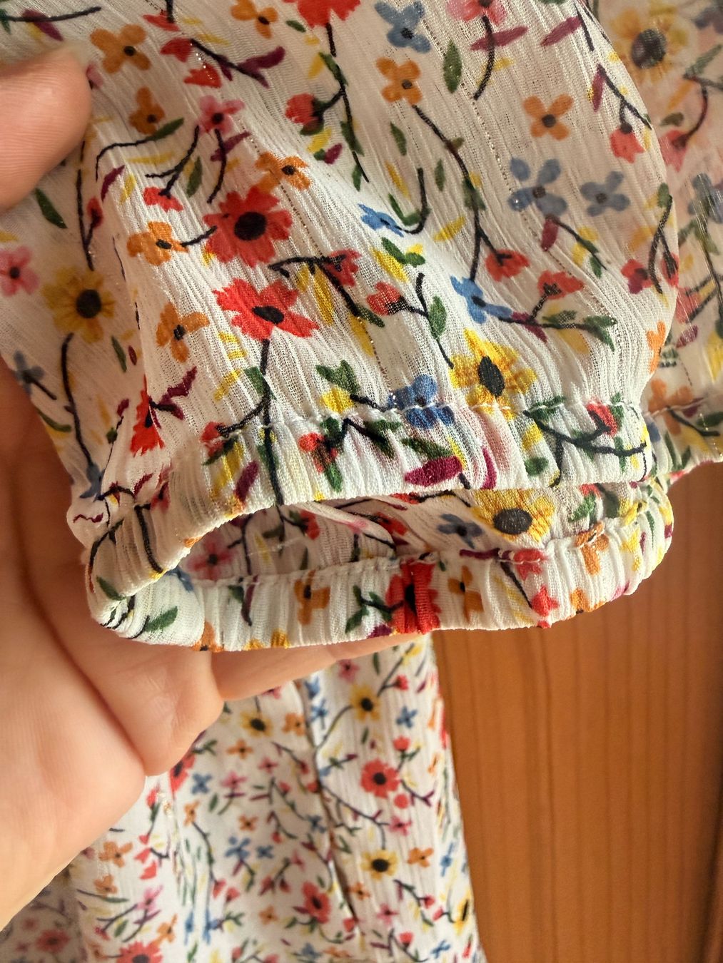 Vestiti: Hübsches Kleid von Jakes – Usato da Mastrils venduto da Laura8sevilla 4
