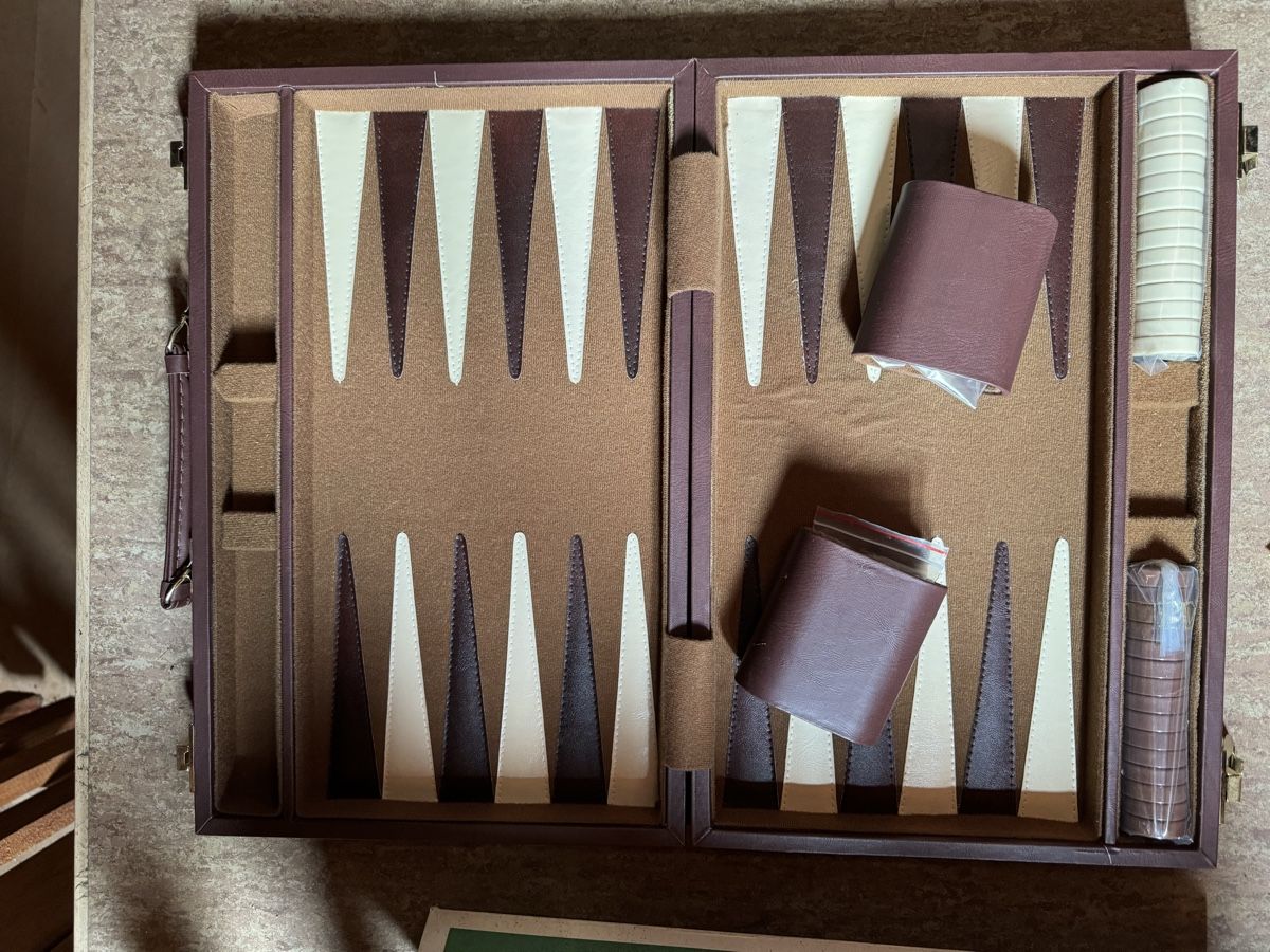 Jeux: Backgammon deluxe Set – Neuf avec emballage d'origine à Aadorf par dem_d5zc 2