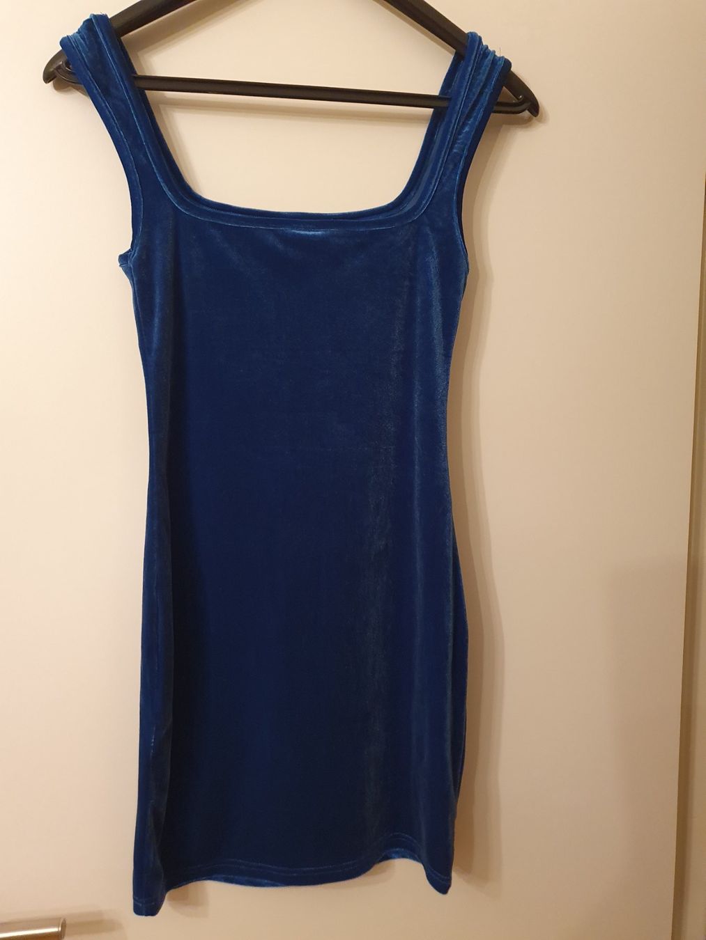 Shein Vestiti & Gonne: Samtkleid von Shein, Grösse M, perfektes Partykleid! – Nuovo (secondo la descrizione) da Kloten venduto da Hektor44 1