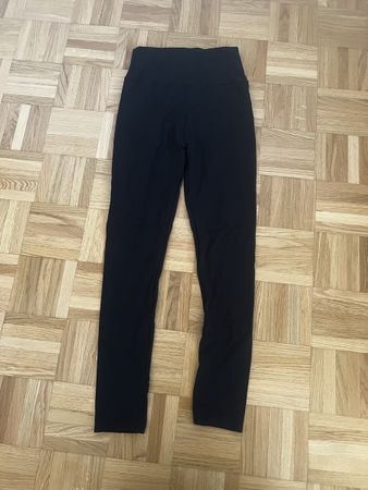 Peachy Passion Scrunch Leggings Gr. M Sportleggins schwarz