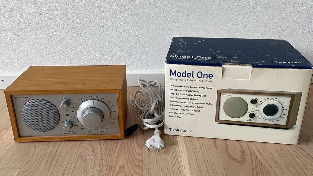 Radio: Radio Tivoli Audio Model One  – Usato da Basel venduto da DanWa 1