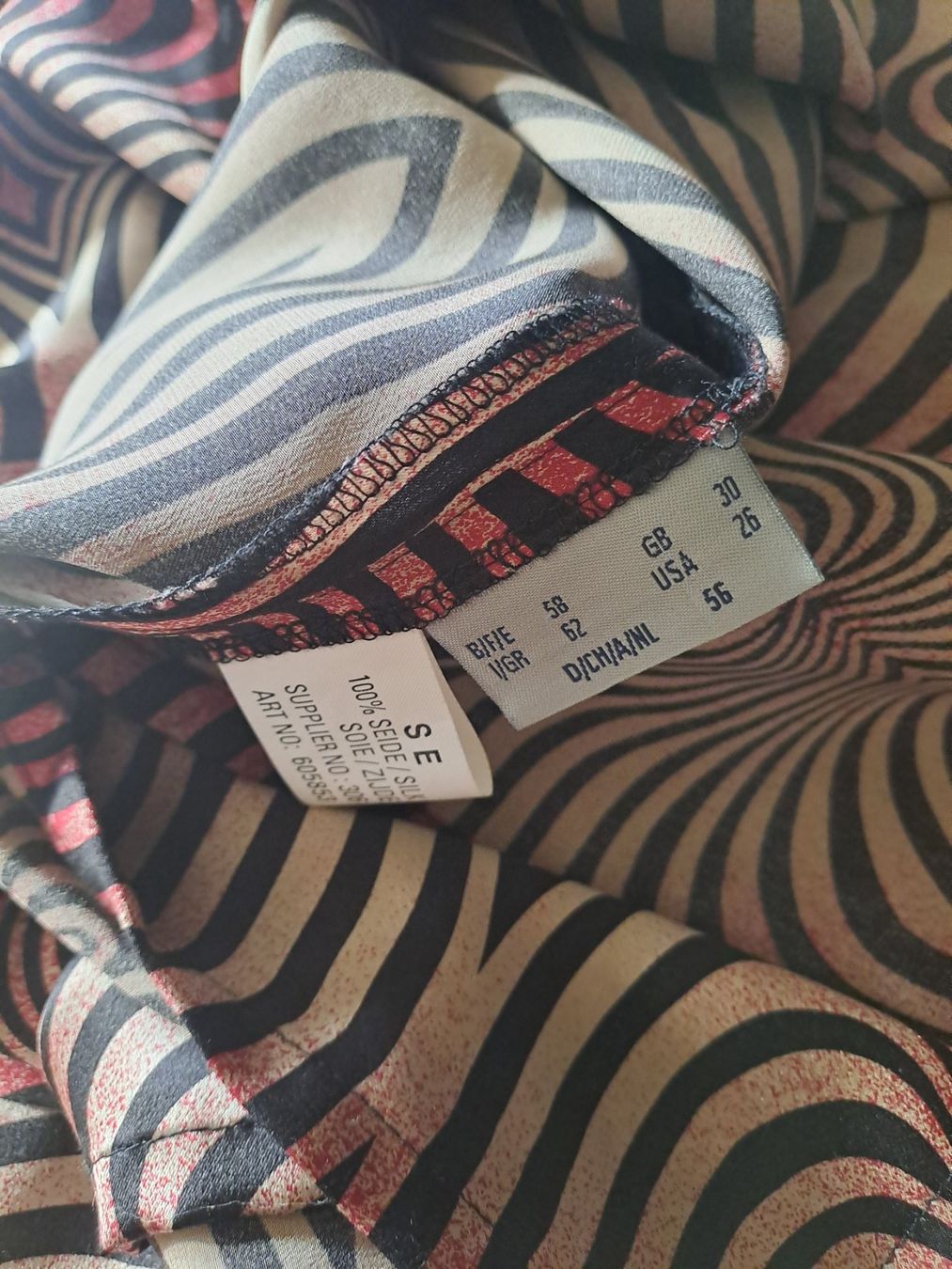 Ulla Popken T-shirt: Ulla Popken Seidenshirt over size XL – Nuovo (secondo la descrizione) da Emdthal venduto da kasira 2