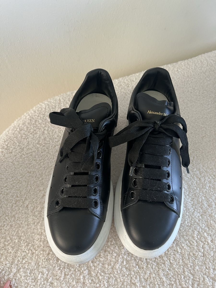 Damenschuhe: Alexander McQueen Sneakers schwarz – Neu (gemäss Beschreibung) aus Baar von Lila2006 3
