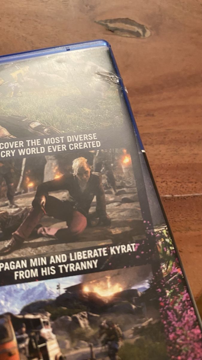 Sony Spiele: Far Cry 4 (PS4) (UK) – Gebraucht aus Münchringen von loo_b7bd 4