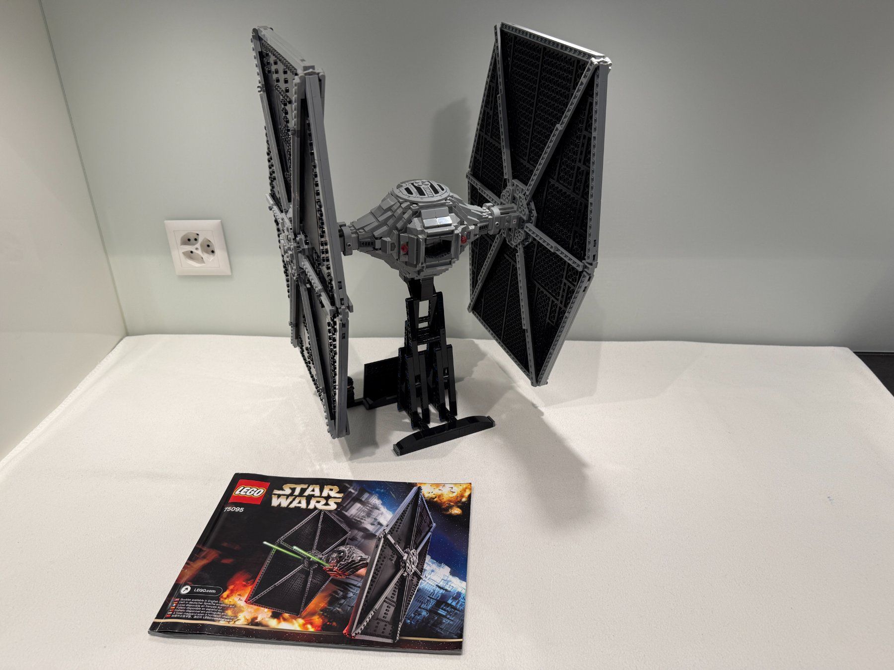 Lego Kit di costruzioni: 75095 LEGO Star Wars UCS Tie Fighter – Usato da Muri AG venduto da Lego-Collector 5