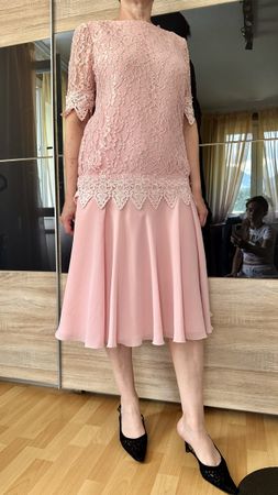 Robe Gina Bacconi rose dentelle T40 état neuf