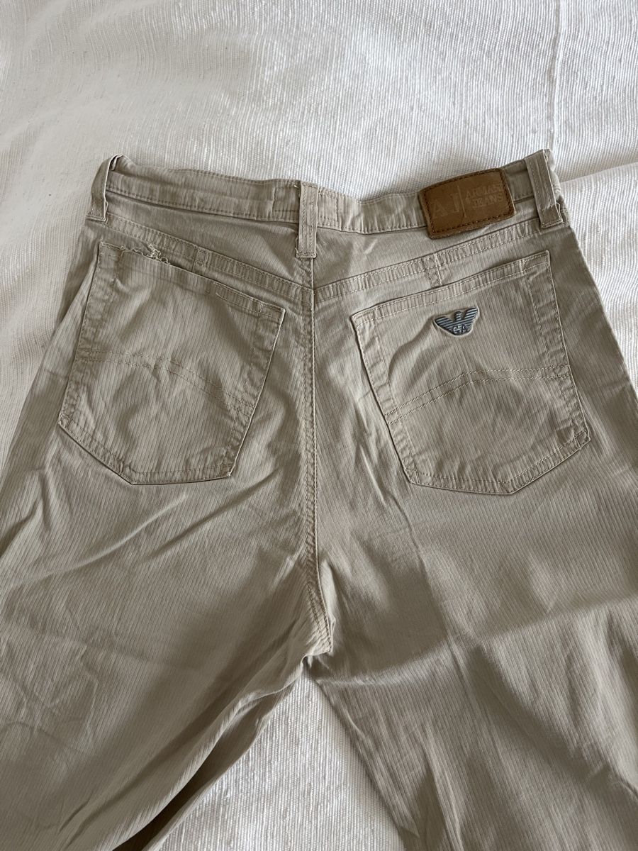 Armani Pantaloni: Armani, beige leichte Hose 36 – Usato da Aesch BL venduto da shuja01 2
