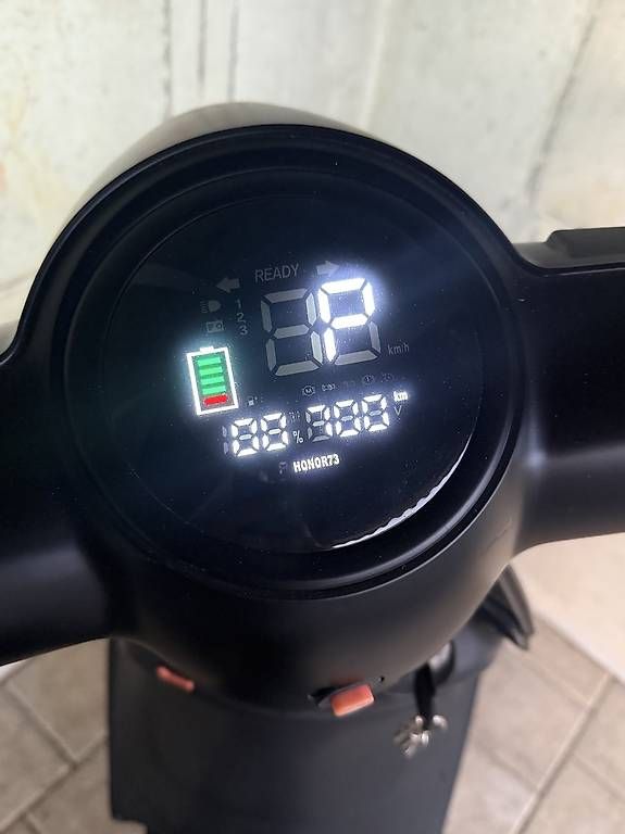Scooters: Electro Roller – D'occasion à thalwil par chenco 2