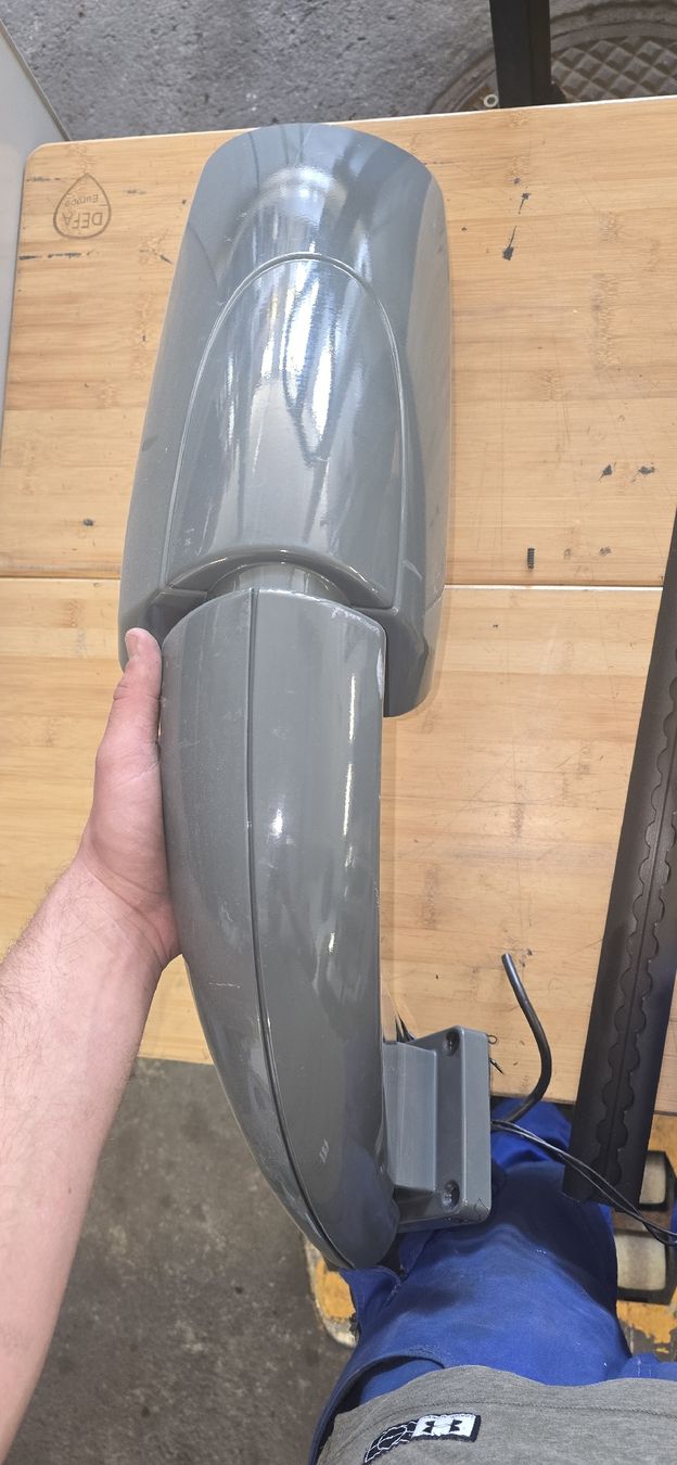 Tutti pezzi di ricambio auto: Seitenspiegel Mobivetta – Usato da Ibach venduto da Speedrace 5