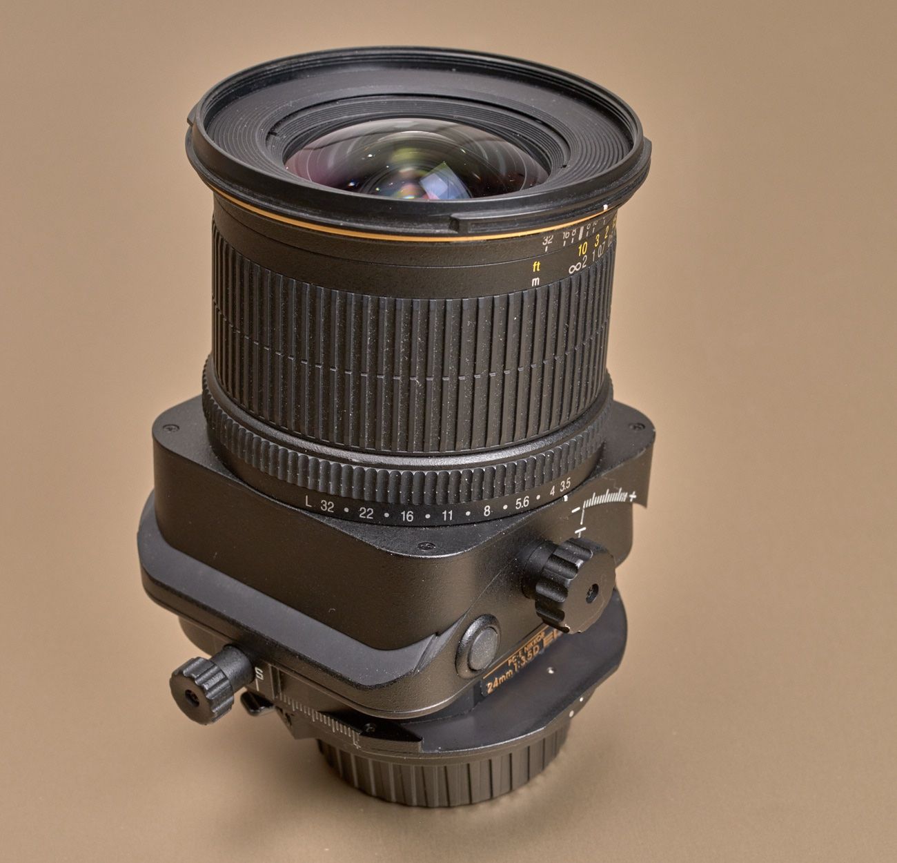 Nikon Obiettivi: Nikon Nikkor PC-E 24 mm – Usato da LUZERN venduto da Gibraltarfoto 4