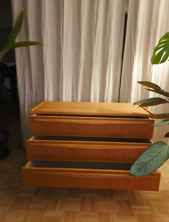 Cassettiere: Mid-Century-Modern Kommode – Usato da Ittigen venduto da Mobelix_Vintage8 1