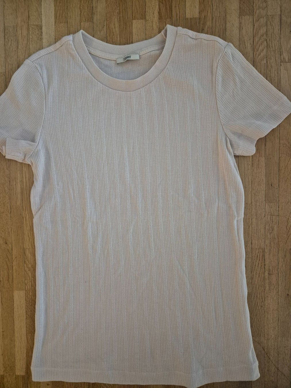 Esprit Lotti di vestiti: T-Shirt Paket Esprit Grösse S – Usato da Männedorf venduto da kakischusser 4
