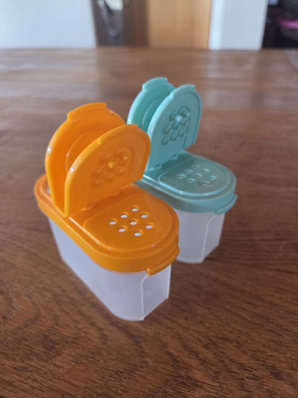 Tupperware Recipients et similaires: Tupperware  – Neuf (Voir description) à La Chaux-de-Fonds par miami-vice1985 1