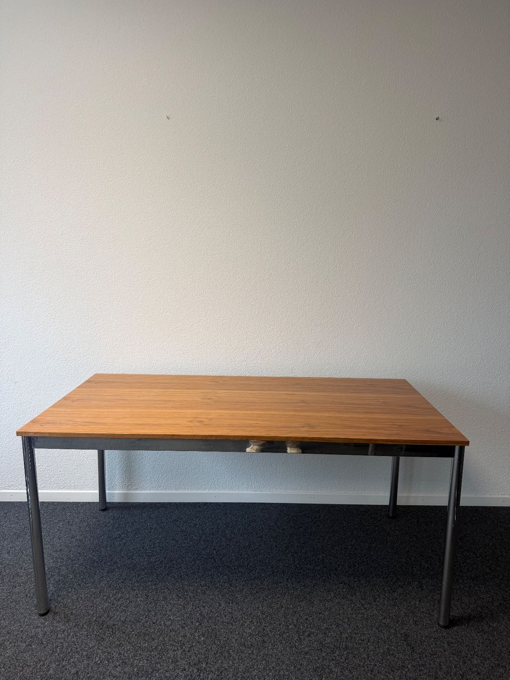 Tische: Tisch – Gebraucht aus Zürich von off_7ktg