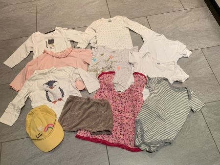 Kleiderpaket für Mädchen - Grösse 80 - 17 Stück