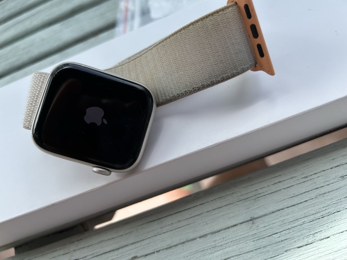 Apple Smartwatch: Apple Watch SE 2Gen. 44mm – Usato da Mollis venduto da Stern8577 4