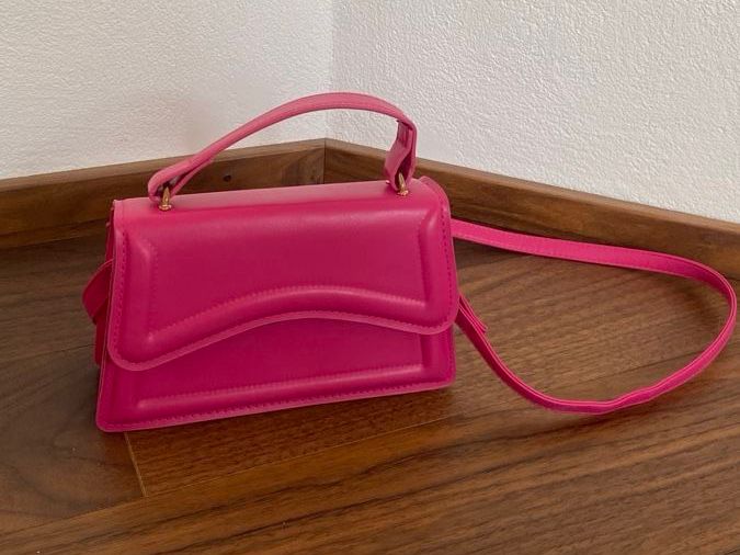 Shein Borse da donna: Pinke Tasche von Shein – Nuovo (secondo la descrizione) da Buchs SG venduto da leo_7hcw