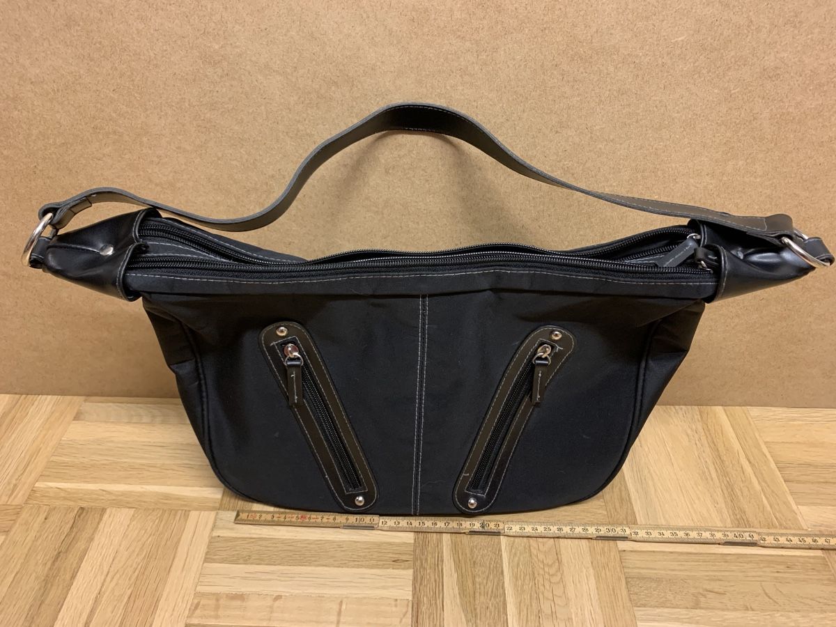 Taschen: Handtasche – Gebraucht aus Rorschacherberg von QuoAli 4