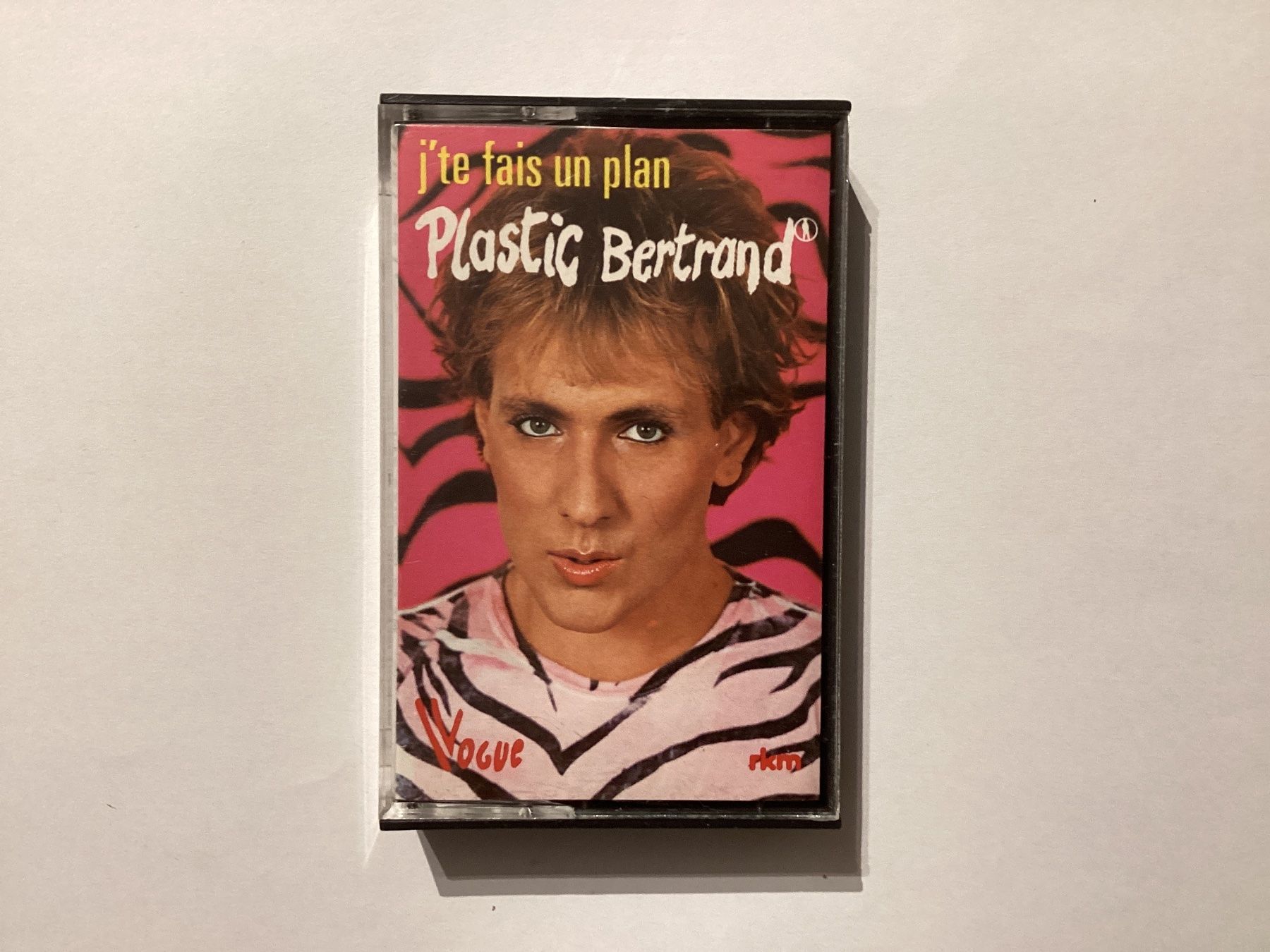 Kompaktkassetten: Plastic Bertrand MC - J’te Fais Un Plan – Gebraucht aus Gutenswil von Hamzian