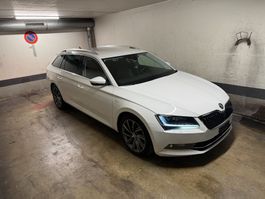 SKODA Superb Combi 2.0 TDi L&K 4x4 DSG