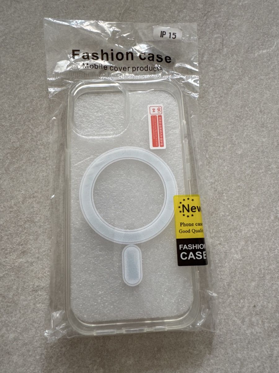 Apple Cover & Protezioni schermo: Cover iPhone 15 – Nuovo e nell'imballaggio originale da Buttikon SZ venduto da alf_g6sd 2