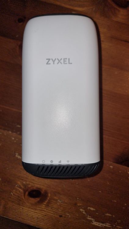 5G Router ZYXEL NR5101 (WiFi 6) (Gebraucht) in Essertines sur Rolle für ...