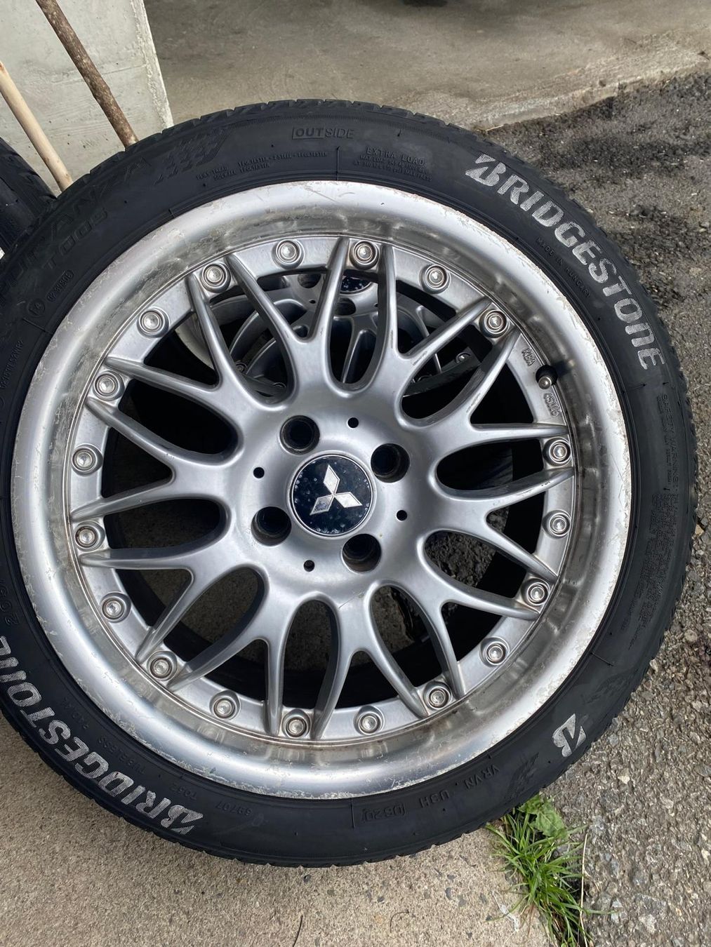Pneumatici & Ruote complete: Mitsubishi Felgen 16zoll – Usato da Schwyz venduto da tob_n7lw