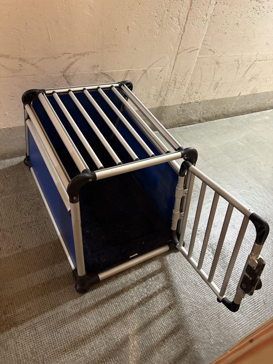 4pets Käfige, Transport & Sicherheit: Hundetransportbox Grösse M – Gebraucht aus Riehen von DogCare_Totolino 3