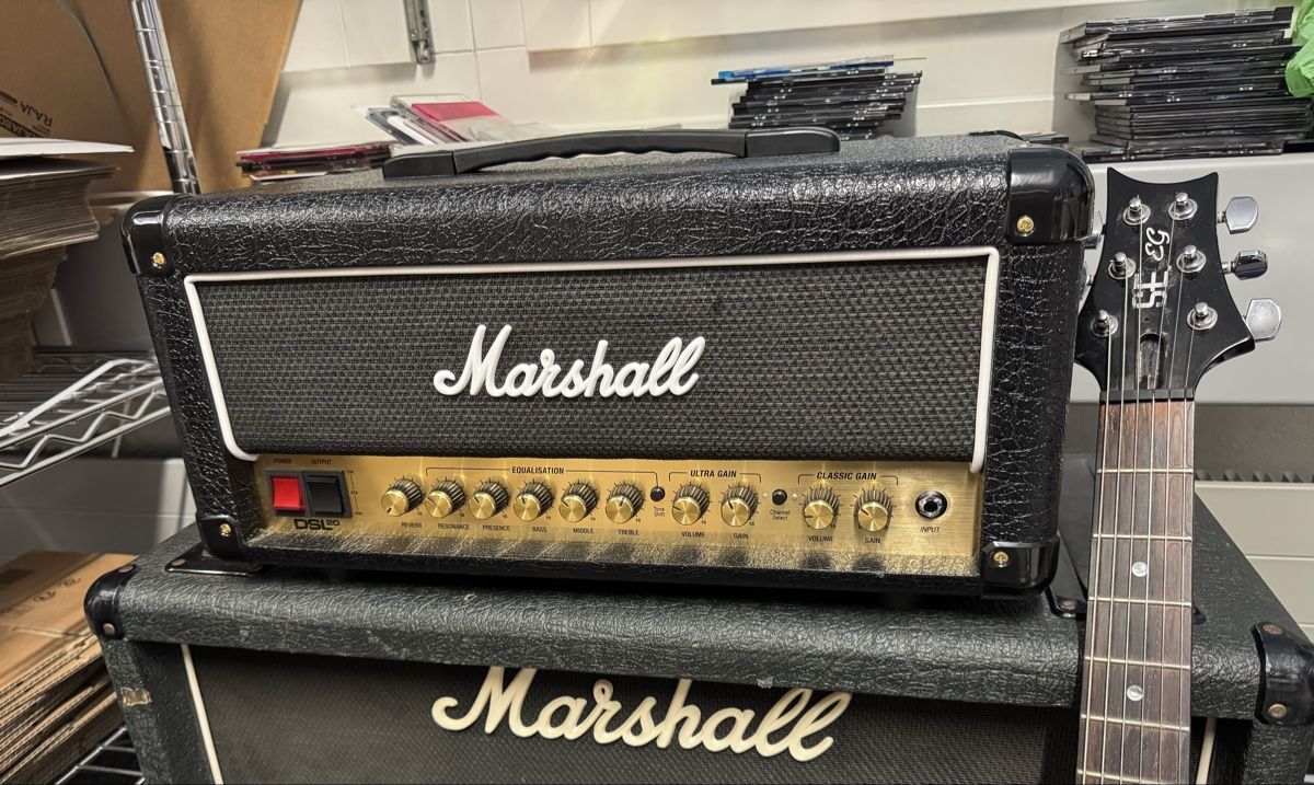 Marshall Verstärker: Marshall DSL 20 mit 1936 2x12 Box – Gebraucht aus Hünenberg See von Soundvalley 1