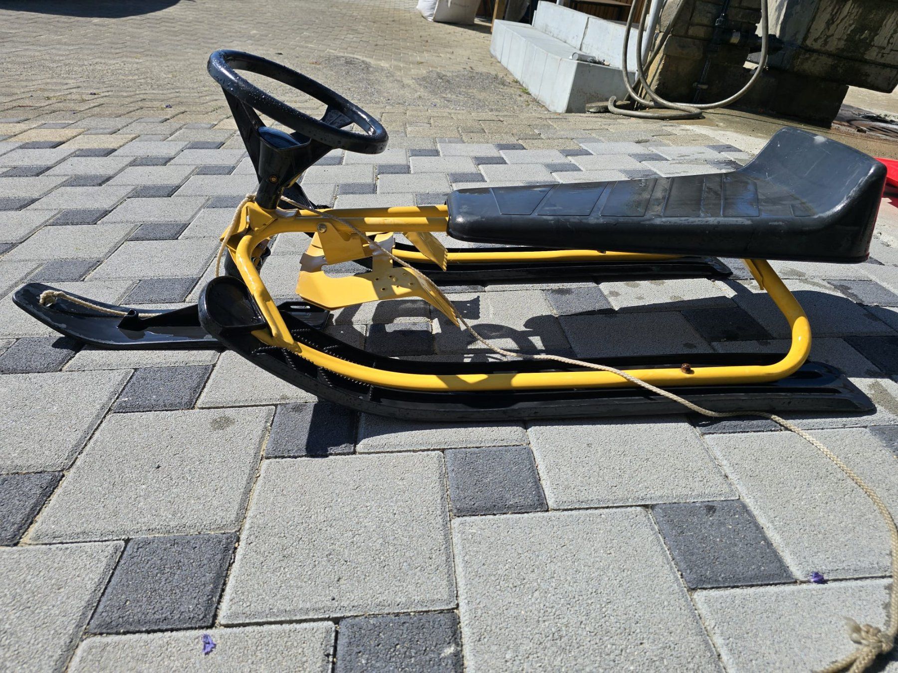 Slitta: Schlitten zu verkaufen – Usato da Winikon venduto da Profi-Line