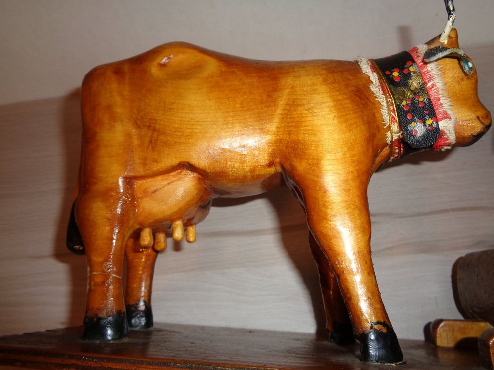 ALTE KUH APPENZELLER HOLZKUH GESCHNITZT HANDARBEIT | Kaufen auf Ricardo