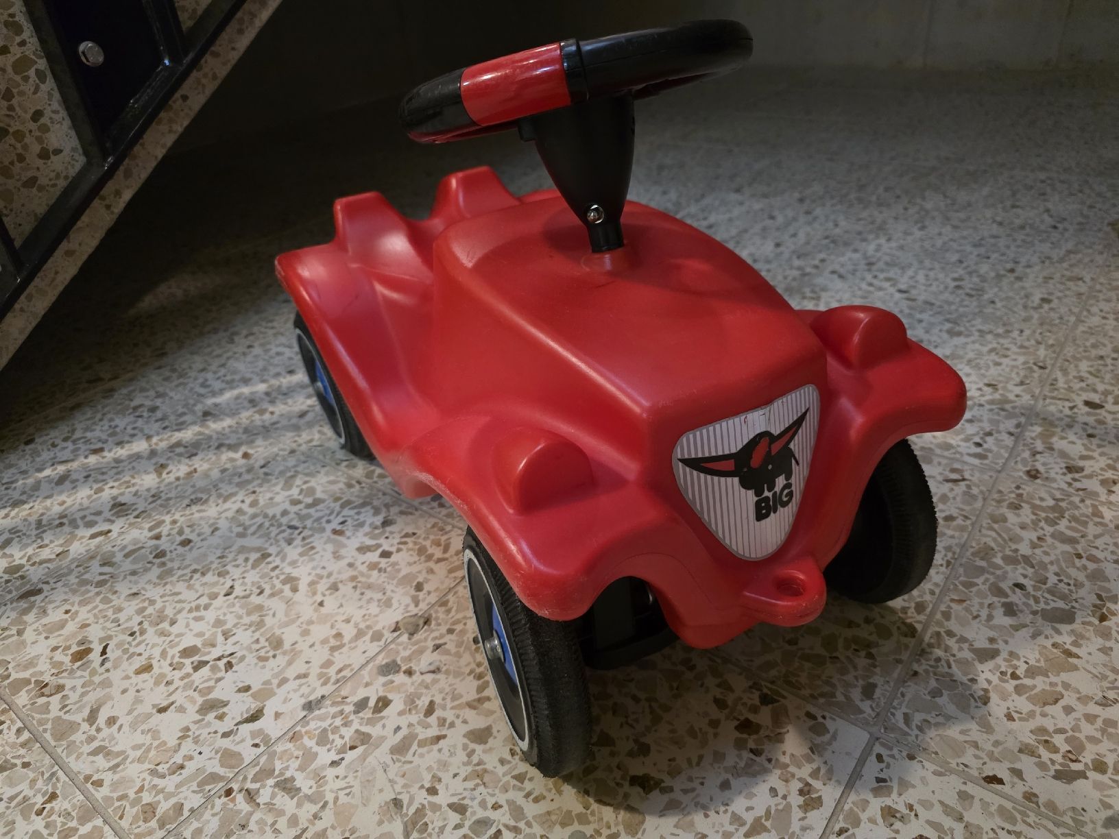 Big Veicoli per bambini: BIG Bobby-Car rot gut erhalten  – Usato da Reinach BL venduto da bru_qpv2 2