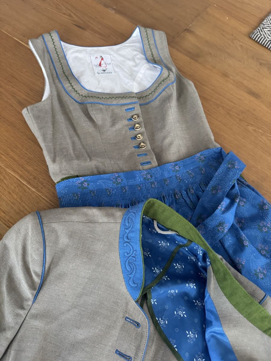 Vestiti: Dirndl 3 teilig – Usato da Saas im Prättigau venduto da Holliwood 6