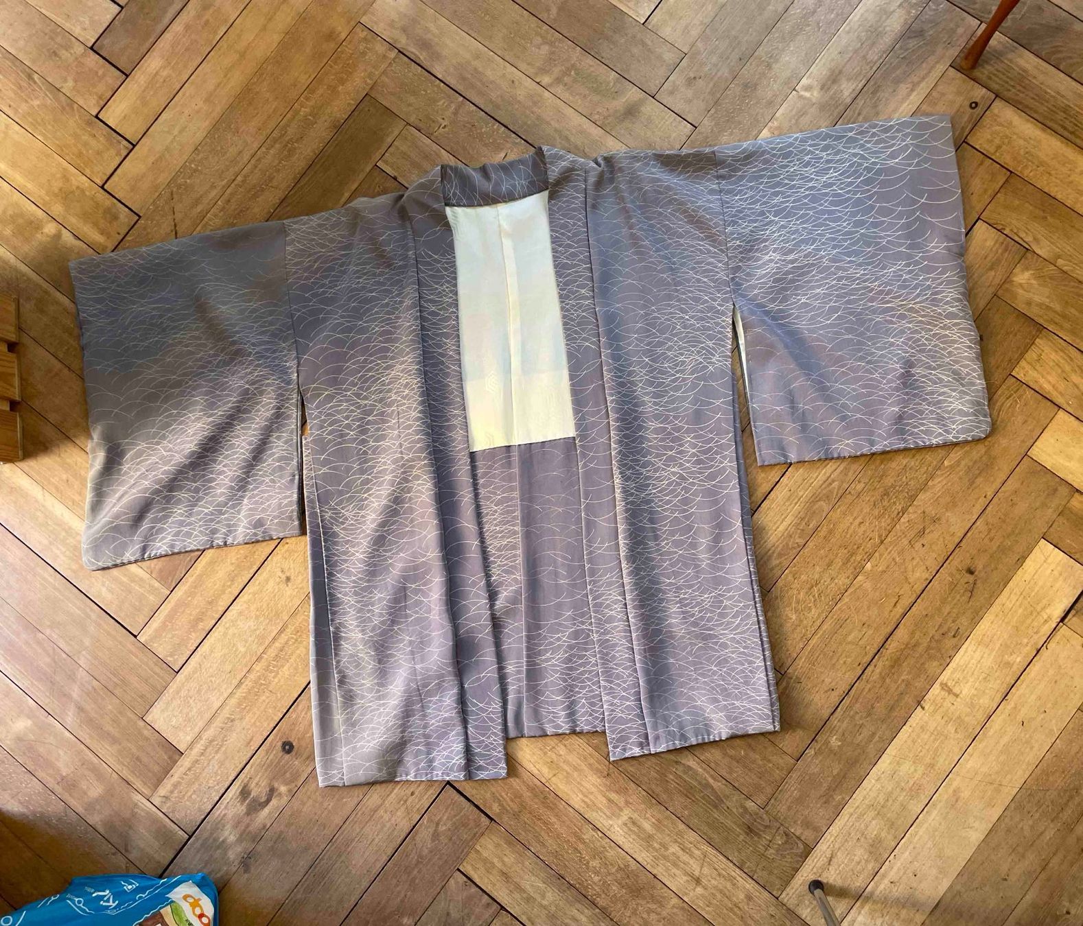 Arte internazionale: Kimono seconde main acheté au Japon – Usato da Biel/Bienne venduto da mariejo.v