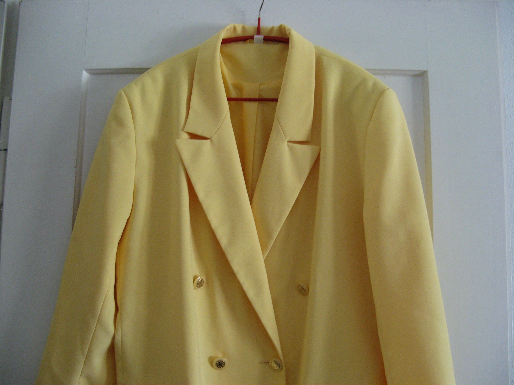 Giacche: Damen Blazer gelb LineaV Gr. 44 – Usato da Zürich venduto da apil 1