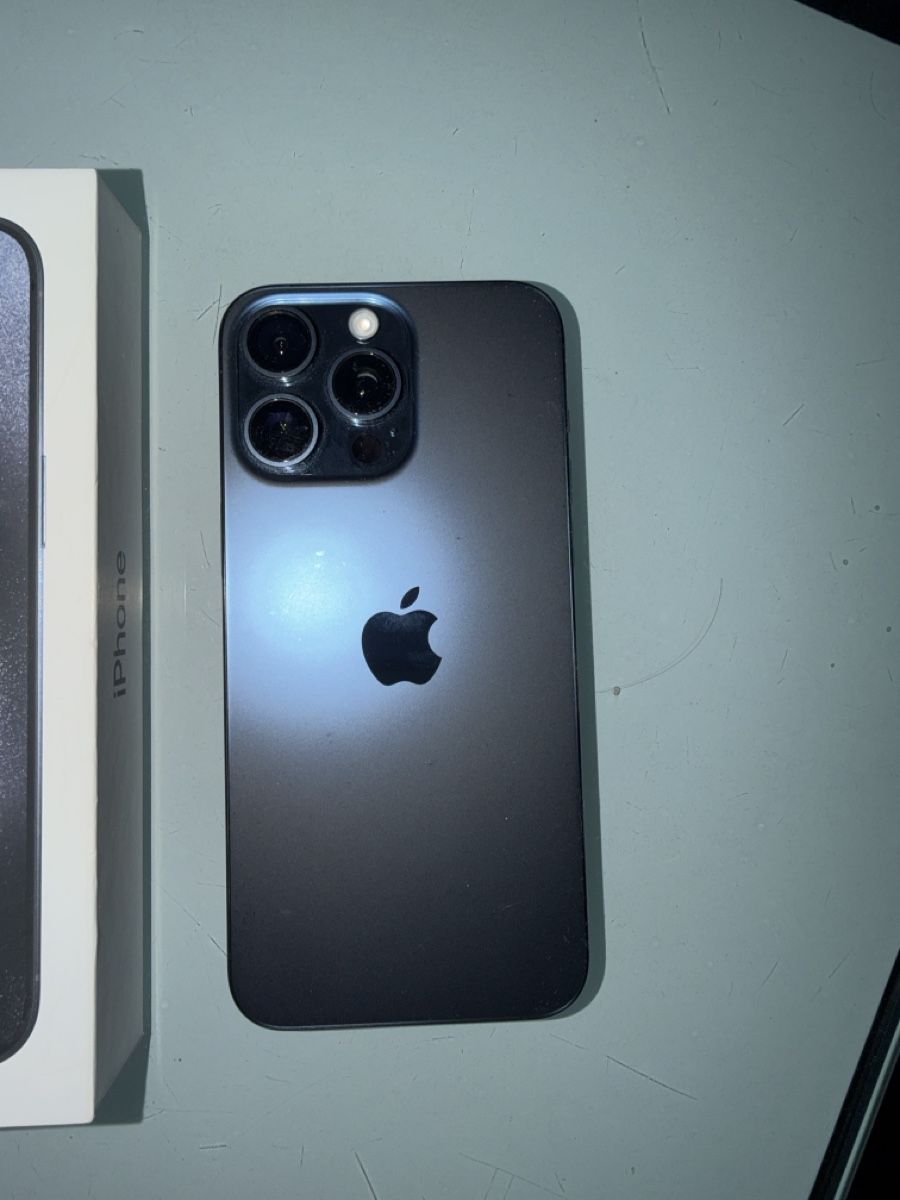 Apple Portables: Iphone 15 Pro Max - 256GB – Neuf (Voir description) à Gossau SG par dad_nqv6 3