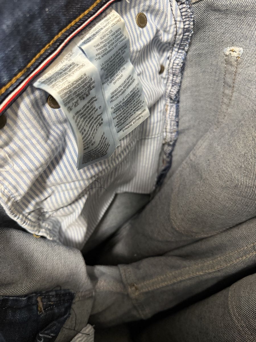 Tommy Hilfiger Jeans: Tommy Hilfiger Jeans – Nuovo (secondo la descrizione) da Birr venduto da Lifecycle_ 4