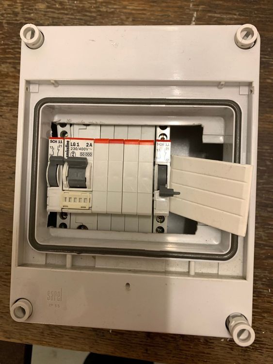 AP Box mit Inhalt (Gebraucht) in Dintikon für CHF 1 – mit Lieferung auf ...
