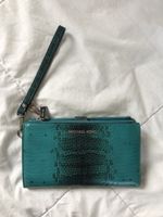 Michael Kors Geldbörse Türkis mit Schlangenprägung – Frühlin