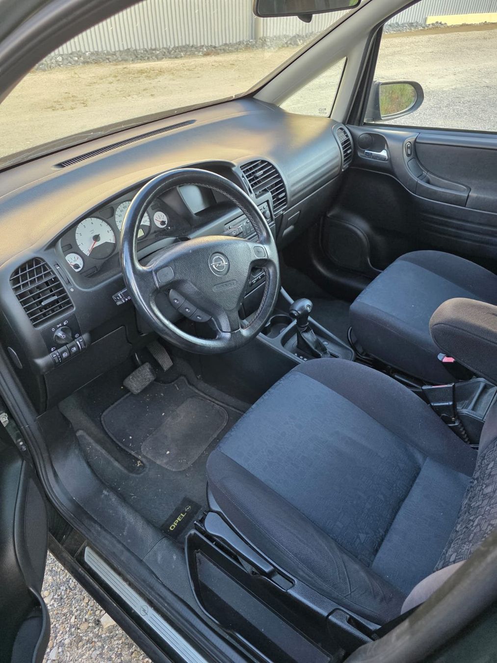 Opel Autos: Opel Zafira A – Défectueux à Aarburg par Vito73 4