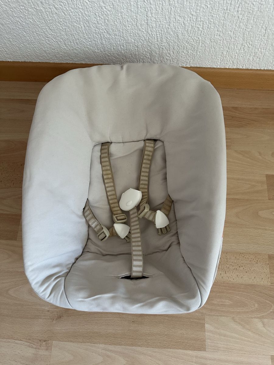 Stokke Sdraiette & Sdraiette a dondolo: Stokke Babyschale Tripp Trapp – Usato da Bülach venduto da cel_7q6j